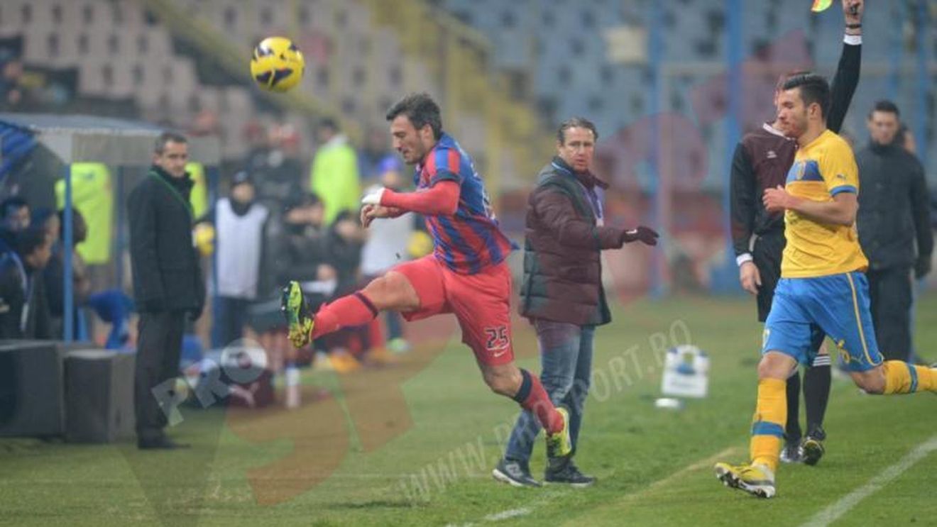 Și Reghecampf pune tunul pe arbitri: "Benga trebuia să fie eliminat! În Champions League nu te iartă nimeni la o asemenea fază"