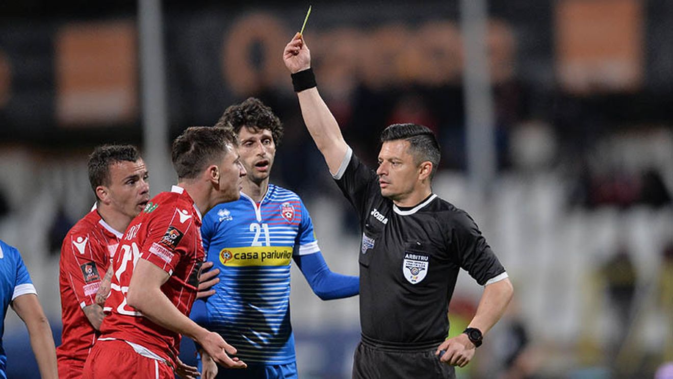 Finanțatorul FC Botoșani reacționează după arbitrajul scandalos din meciul cu Dinamo: "E mai rău ca la SRI, pe vremea comunismului, sau la DNA. Nu ai nicio șansă. Cum vrea el, așa face"