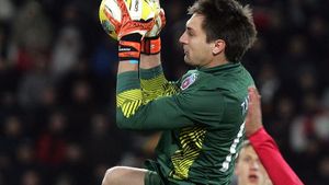 S-au "jucat" cu 'Tătă'!** Becali CONFIRMĂ‚: va fi titluar! De ce a fost ținut în "joc de glezne" portarul Stelei 