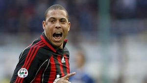 VIDEO Ronaldo, fotbalistul deceniului!** Zidane și Messi încheie topul! Tu ce părere ai?