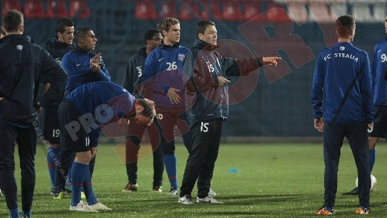 Steliștii, decimați de accidentări!** "Cad pe capete! Din iarnă, dau milităria jos din pod"