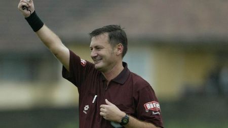 I-a propus mita lui Alexa?** Altmayer a fost supendat!