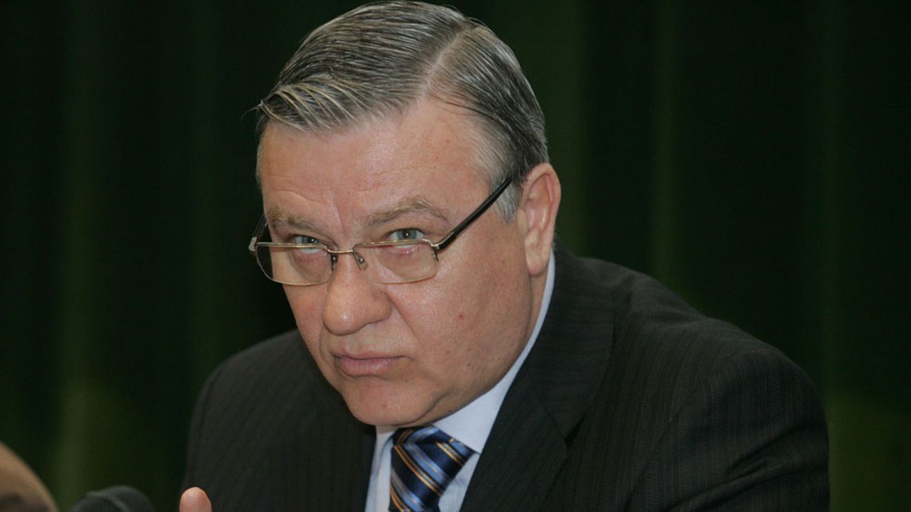 "Am făcut demersuri ca Steaua să joace în Ligă"