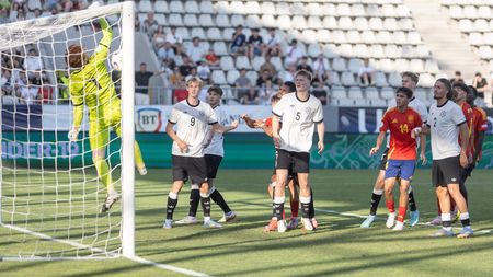 Nebunie! Germania U19 avea 2-1 în minutul 90 cu Spania U19, dar a urmat ceva ireal: ibericii cu întors în 90+5 la 3-2, iar nemții au salvat meciul în 90+9!