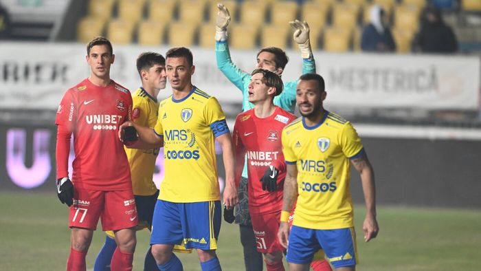 Se cer măsuri dure împotriva echipelor din Superliga care au probleme financiare. „Cei din cluburi sunt neasumați! Ar trebui să fie pedepsiți!” | VIDEO EXCLUSIV ProSport LIVE
