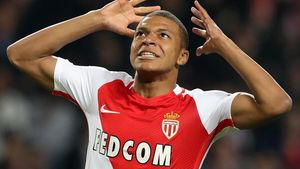 MbappÃ© a ales! Real Madrid o detronează pe Barcelona în echipa ideală aleasă de jucătorul francez