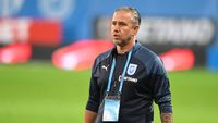 Giovanni Becali a dat verdictul despre noua realitate a lui Reghecampf: „Când începi să te veştejeşti… Are nevoie de bani, are nevastă nouă”