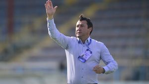 Rapidiștii nu au bani, dar găsesc resurse pentru promovare. "Jucăm pentru culorile clubului". Mesajul lui Moldovan: "Vreau o echipă vie"

