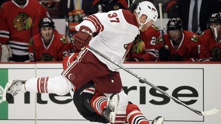 VIDEO | Cea mai mare suspendare din istoria NHL: un hocheist stă pe tușă 41 de jocuri pentru un atac groaznic în zona capului: "A mai primit nouă suspendări pentru astfel de lovituri"
