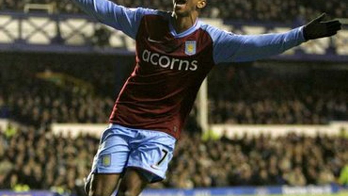 Ashley Young, mai bun decât Ribery