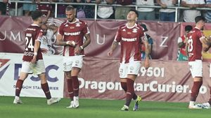 Când se joacă derby-ul Rapid - Dinamo! Programare neașteptată din partea LPF. În aceeași etapă e și duelul FCSB - Universitatea Craiova