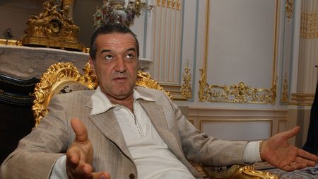 Becali: "Copos doar s-a imprumutat"