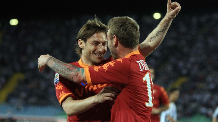 Totti, peste Baggio în Serie A!** Roma câștigă dramatic la Bari în '95
