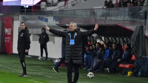 Clubul din Superliga taie în carne vie! Fotbalistul a fost cedat după ce s-a certat cu antrenorul, direct pe teren