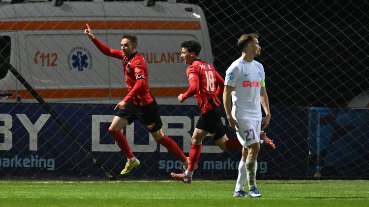 Omul echipă! Cine este fotbalistul care n-a vrut să joace într-un „mediu românesc” și a semnat sentința FCSB-ului