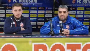 Buș vrea să se răzbune pe Astra cu noua sa echipă. "Îmi doresc foarte mult să o las în afara playoff-ului". Ce anunță Liviu Ciobotariu 