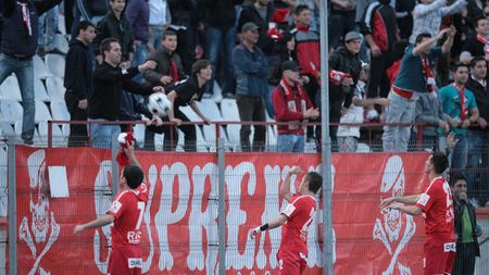 Steaua, mama răniților!** Dinamo și Rapid s-au împăcat cu fanii după succesele din Ghencea