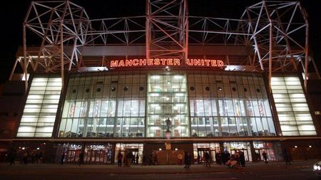 Manchester United mai dă o lovitură: intră pe o piață de 108 milioane de oameni!** Ce contracte au semnat "Diavolii"