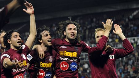 EXCLUSIV Paszkany a început remanierea! ** Primii jucători care și-au făcut bagajele la câteva ore după ce au luat medaliile de campioni! Pleacă omul cu 8 trofee în Gruia