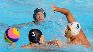 Sar scântei pe Criș în derbyul CSM Oradea - Dinamo