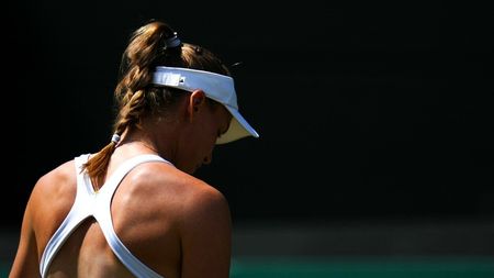 Organizatorii de la Wimbledon ar fi devastați! O rusoaică ce concurează pentru altă țară s-a calificat în sferturi și e la trei meciuri de titlu