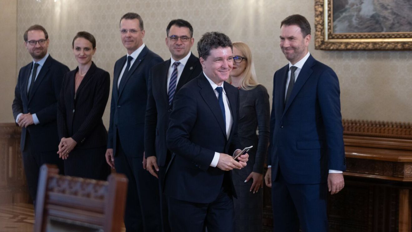 Noul ministru al Apărării: „Trebuie să batem Steaua!”