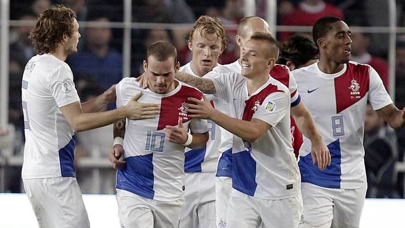 
"Turcii" Olandei le-au stins lumina turcilor, acum tremură cu gândul la "profeția" lui Hagi. Ce anticipa "Regele" înainte de meci, în presa de la Istanbul