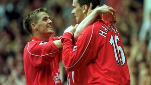 Dialog spumos între Michael Owen și Dietmar Hamann!** "Am terminat cea mai grea sesiune de alergări!" / "Ai urcat pe scări?"