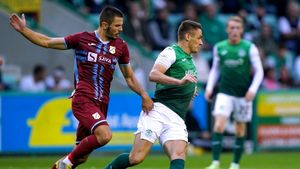 Croatul cu CV fantastic a semnat cu Dinamo și dezvăluie de ce a venit să joace în România!