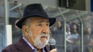 Ion Țiriac se pregătește de o vânătoare istorică: „Cerbul ăsta s-ar putea să fie de record mondial!”. Câți elefanți a doborât în 60 de ani