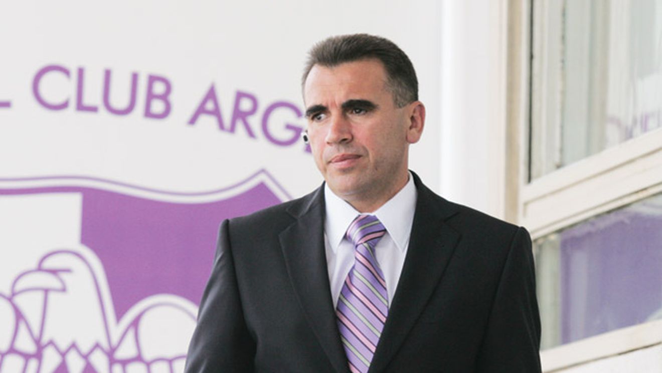 „Nu poți să ajungi mare arbitru când ești prost"