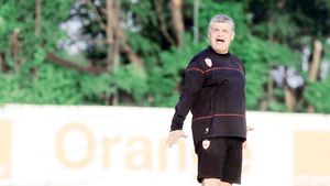 Andone pregătește o ofensivă totală:** "Atacați, atacați, atacați!"