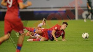 Băcilă băgat în spital cu piciorul rupt, Gigi acuză arbitrajul:** "Gardoș nu i-a făcut nimic!" Cum își pune echipa la zid