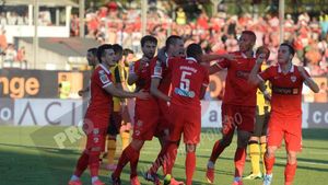 Cristi Bobar: "Dacă vom fi sus în clasament, patronul va face tot posibilul pentru ca echipa să iasă din insolvență". Surpriză pregătită pentru fanii lui Dinamo după eliminarea Stelei din UCL