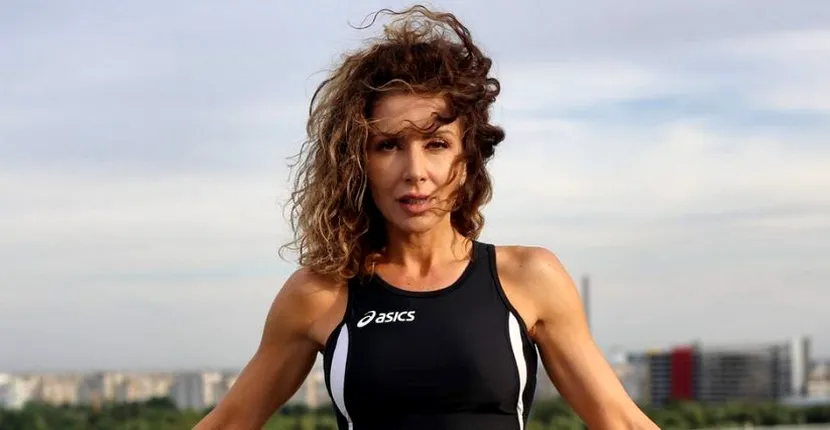 FOTO / Carmen Brumă și-a etalat silueta perfectă în vacanță. Ireproșabilă pe plajele din Dubai!