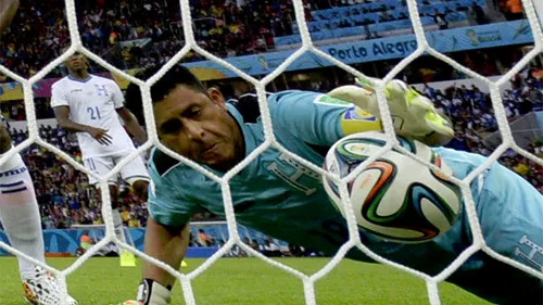 Golul validat de computer nu l-a convins pe portarul Hondurasului: 