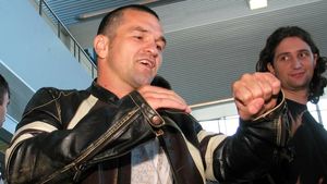 Românii l-au făcut cerșetor și l-au alungat, dar Leonard Doroftei îi vrea fericiți. Cum crede că naționala lui Lucescu poate ajunge CM 2026