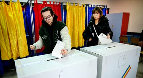 Rezultate exit-poll alegeri parlamentare 2024. PSD - 25.7%, AUR - 19.5%, USR - 15.7%, PNL - 15.6%, SOS - 5.5%, POT - 5.3%, UDMR - 5%