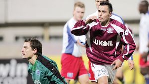 ATUNCI ȘI ACUM | Mugurel Buga, golgheterul all-time al Rapidului în cupele europene, e vedetă în Liga a III-a, la "Muntele Mierii"