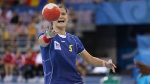 Carmen Amariei va juca în liga secundă, la Terom Z Iași:** "Decizia va stârni comentarii răutăcioase, dar e o nouă etapă în viața mea"