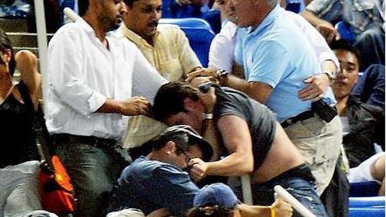 VIDEO** Un bătrân era să-și piardă viața după o altercație în tribune la US Open!