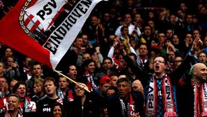 Biletul Zilei: 100% fotbal pentru profit »»