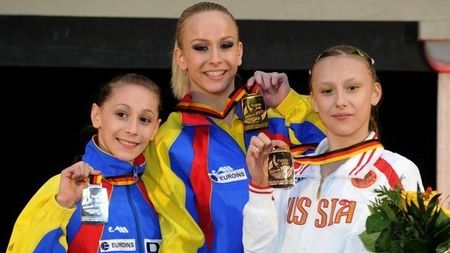Sandra Izbașa: "Mă bucur că antrenorii mi-au dat șansa să fac din nou gimnastică! Bellu și Bitang m-au făcut să revin"