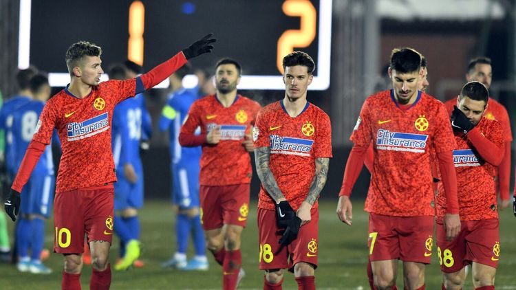 Un fotbalist a semnat cu FCSB după ce o rivală a refuzat să-l mai transfere: „Mi-au zis că am o boală rară”