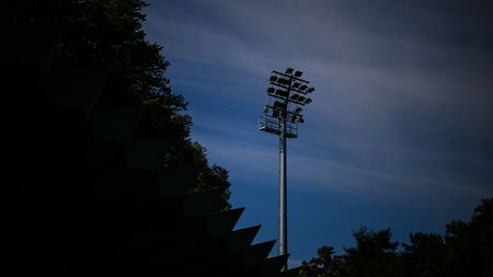 Ministrul Sportului a aprobat alocarea a 1.700.000 de euro pentru transformarea stadionului într-o bijuterie cu 10.000 de locuri