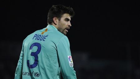 Pique a avut noroc și JOACĂ‚ în El Clasico! ** Federația nu l-a pedepsit pentru gestul din meciul cu Rayo Vallecano