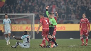 Ar fi primul fotbalist care "trădează" de două ori: "Mi-aș dori!" Un nou transfer pe axa Dinamo - FCSB? 