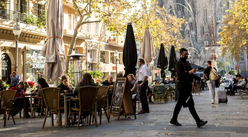 Vești excelente în pandemie de COVID-19! Spania a redeschis restaurantele: „Ne întrebau în fiecare zi despre asta!” | FOTO