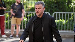 Cutremur în Europa. Știrea momentului: Christophe Galtier, antrenorul lui PSG, a fost arestat pentru discriminare rasială!