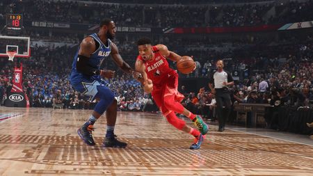 Spectacol total la ediția cu numărul 69 din istoria All Star Game. Team Lebron a trecut de Team Giannis, scor final 157-155 | VIDEO